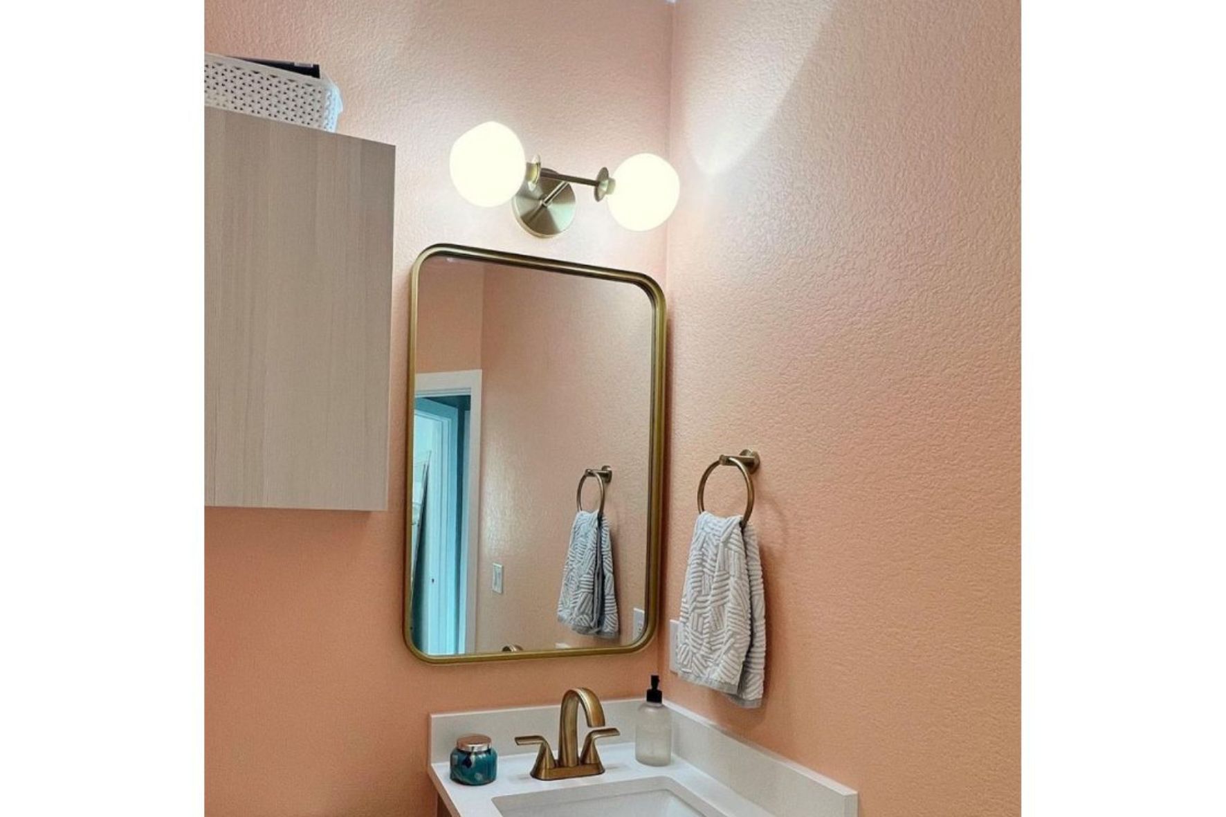 Sherwin Williams Peach Fuzz Bathroom