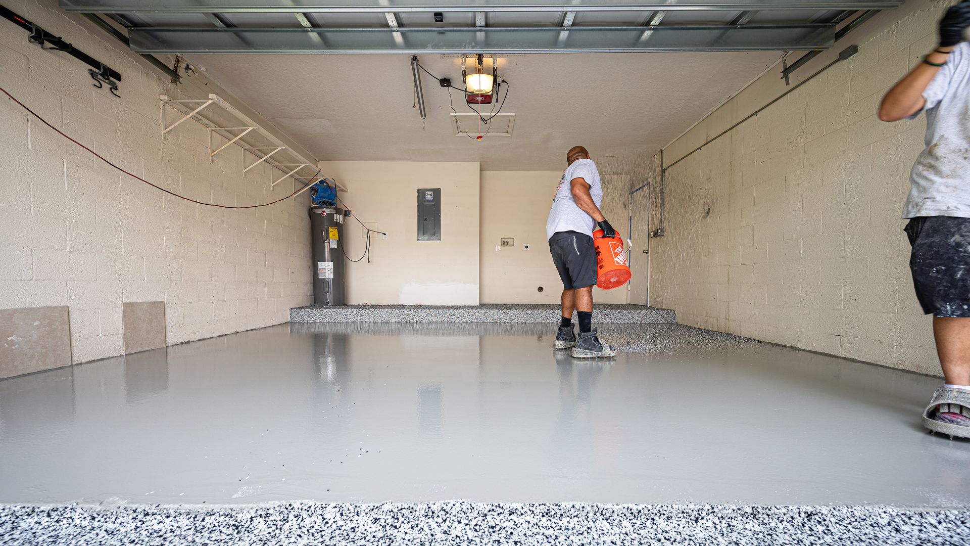 Tru colors contracting laying epoxy floor in south florida garage