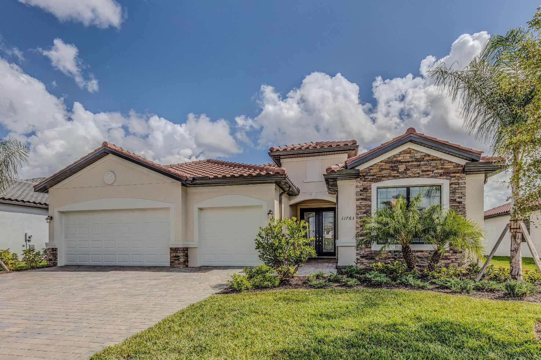 Ranch style home in Florida